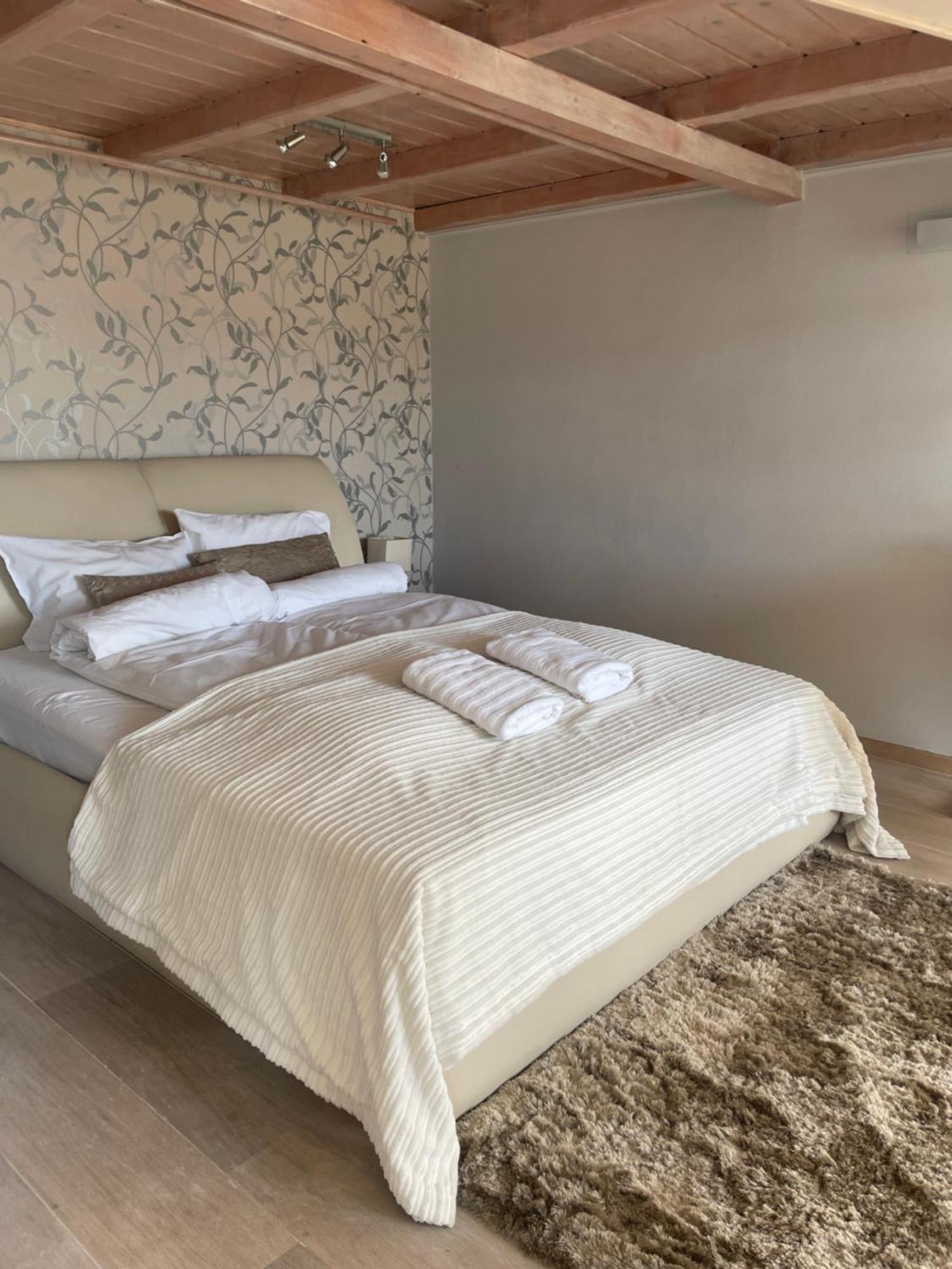 Dula Downtown Apartment Будапеща Екстериор снимка